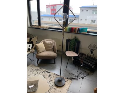 Volně stojící lampa Adrra