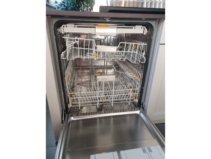 Myčka vestavná Miele G 6410 SCi