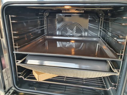 Pečicí trouba MIELE H 6461 BP Nerez