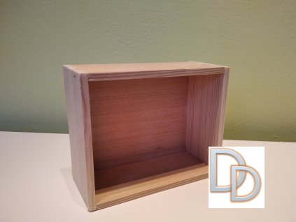 Dřevěná krabička 15 x 12,5 x 7 cm