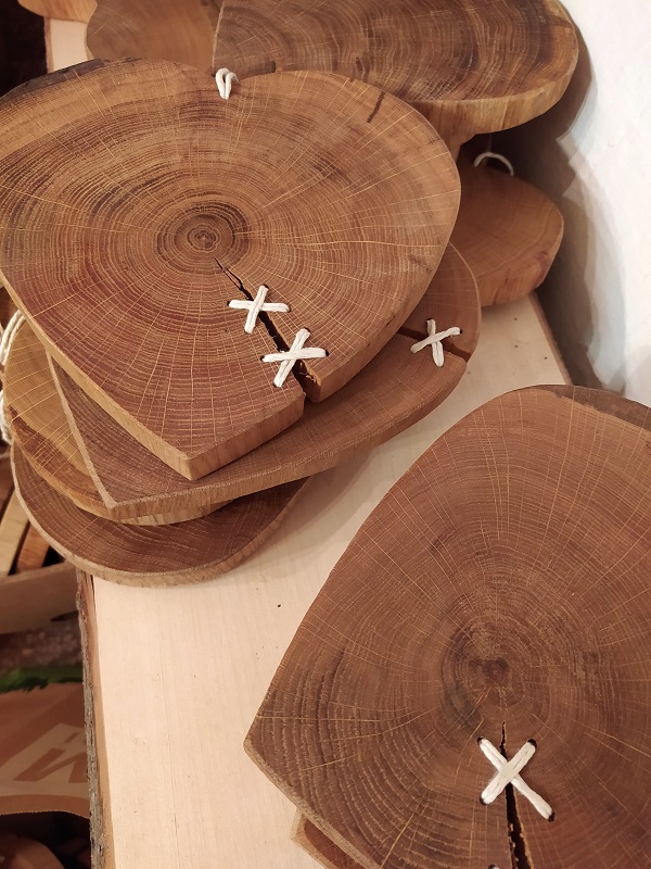 Dubové prošívané srdce