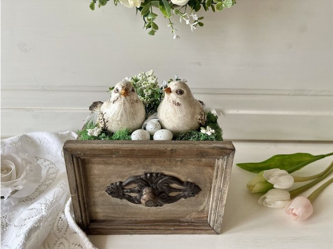 Dekorace v dřevěném šuplíku s ptáčky 1