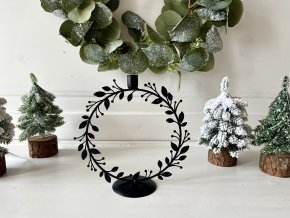 Kovový svícen na jednu svíčku