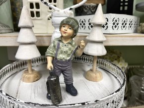 Dekorace chlapec s konví na mléko