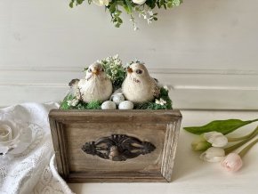 Dekorace v dřevěném šuplíku s ptáčky 1