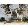 Dekorace bílý kovový jelen na podstavci větší