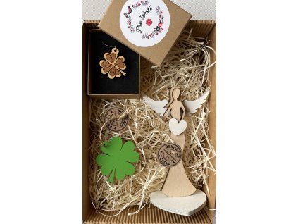 Dárková sada Pro štěstí s dřevěným šperkem