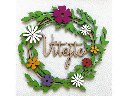 Dřevěný věnec vrstvený jaro