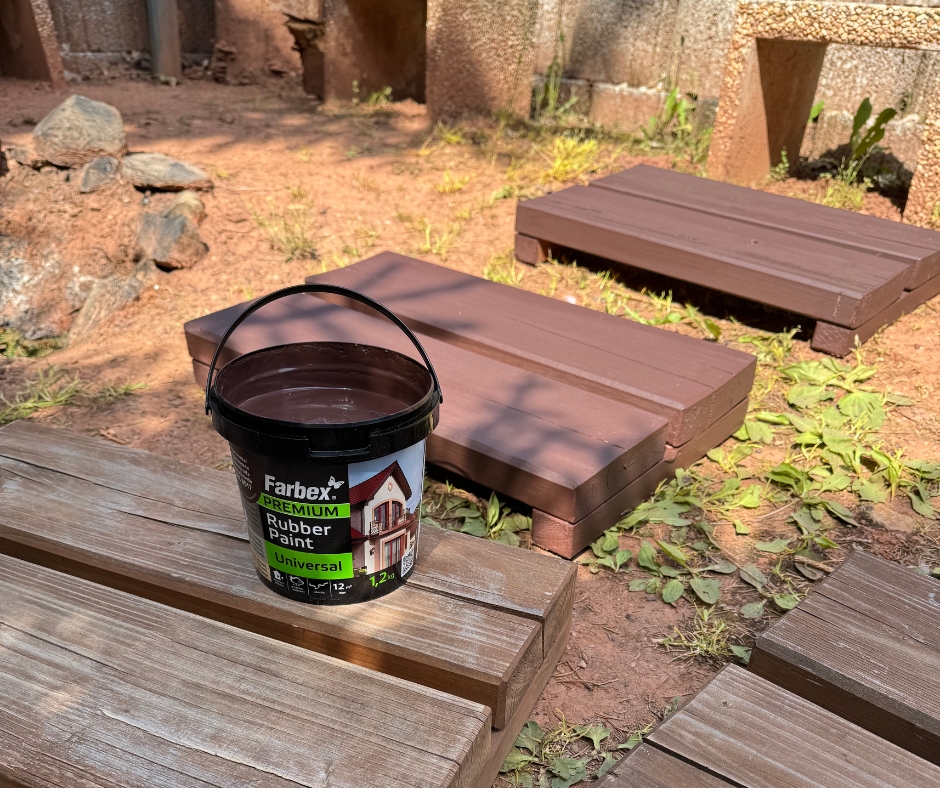 Barva na dřevo, která drží: Vyzkoušejte naši gumovou barvu