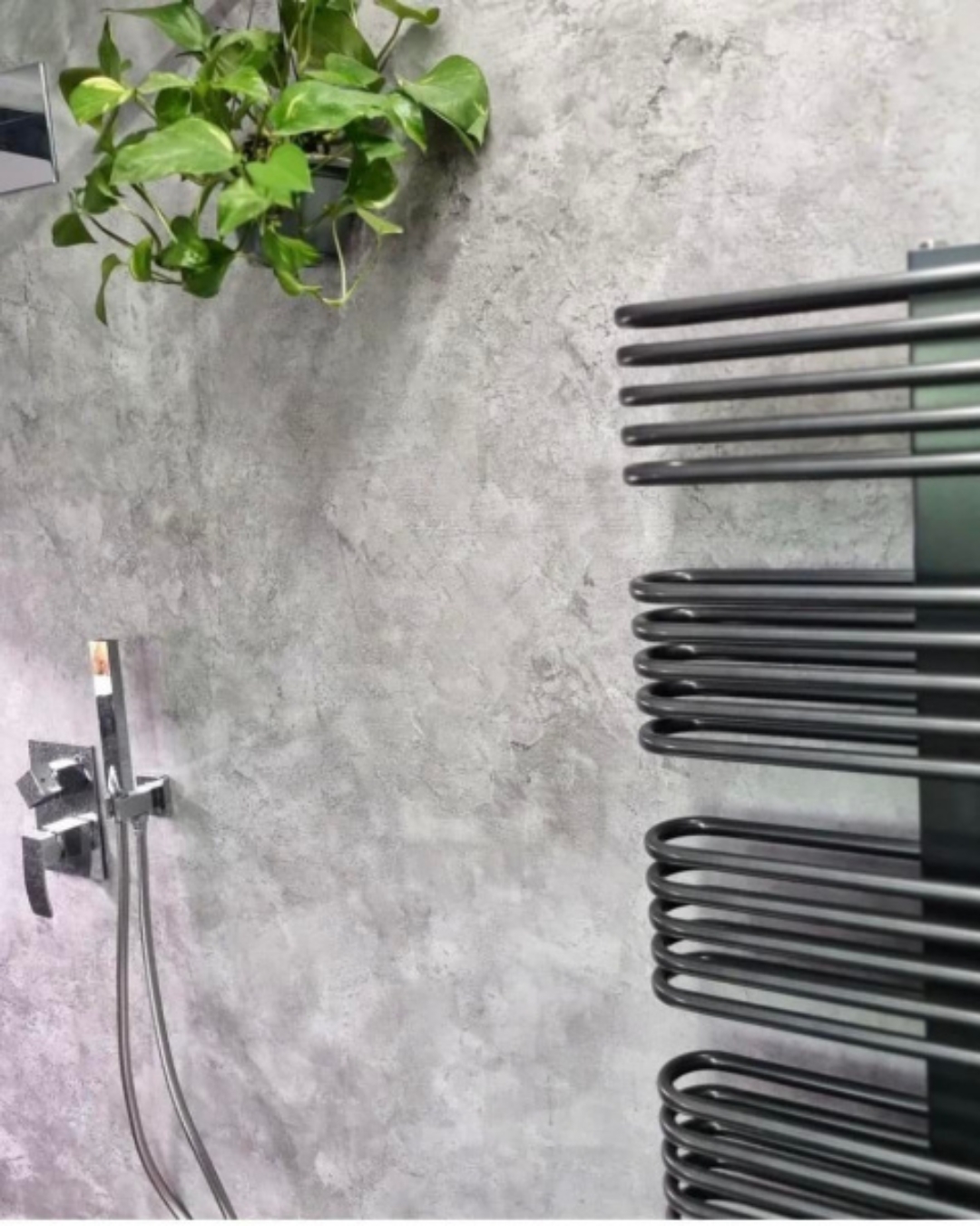 Jaký je rozdíl mezi levnou stěrkou, betonovou stěrkou ECONOMY a naší prémiovou betonovou stěrkou?