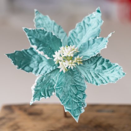 7ad344c7 6a18 41e0 98f5 a668313b23cd