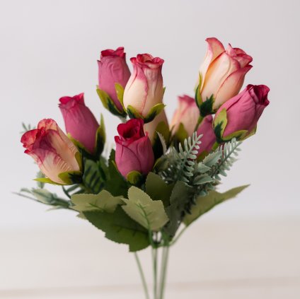 b0458df6 b520 4165 a0f0 1db17b25be93