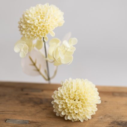 edeb3495 7807 4a07 a049 419ffccf2b03