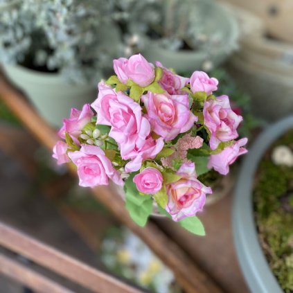 6b3da11b 5130 4baf 9758 1feb4efc06d6