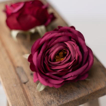 738b56f2 9774 4bdb 8c31 54cf44a3fb1d