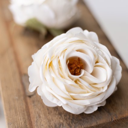 8b5f3823 3e04 49da 8389 1495dabb3066