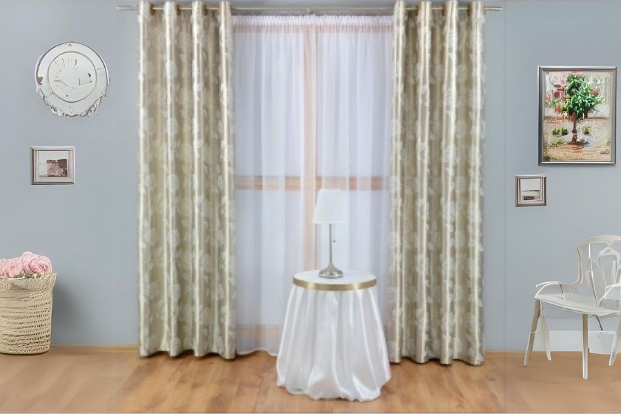 Jak vybrat záclony do bytu