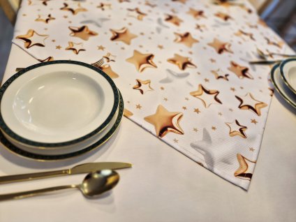 Vánoční ubrus s potiskem hvězdiček