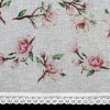 Kuchyňská záclonka ARI zdobená potiskem magnolií a krajkou 150x30cm