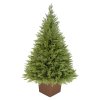 Umělý Vánoční stromek 3D Smrk v hnědém čtvercovém květináči