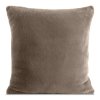 365912 kozusinova dekoracna obliecka na vankus nina v bezovej farbe 45 x 45 cm