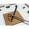 Nástěnné hodiny Scandi 30×30 cm – bílé s dekorem dubu 5