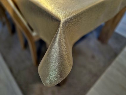 Elegáns arany terítő