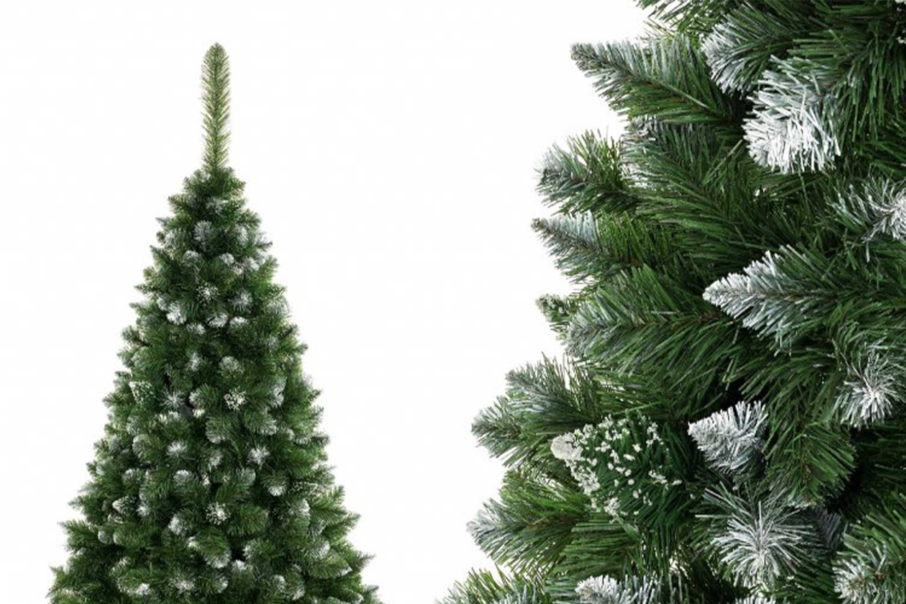 Umelé vianočné stromčeky vytvoria príjemnú atmosféru