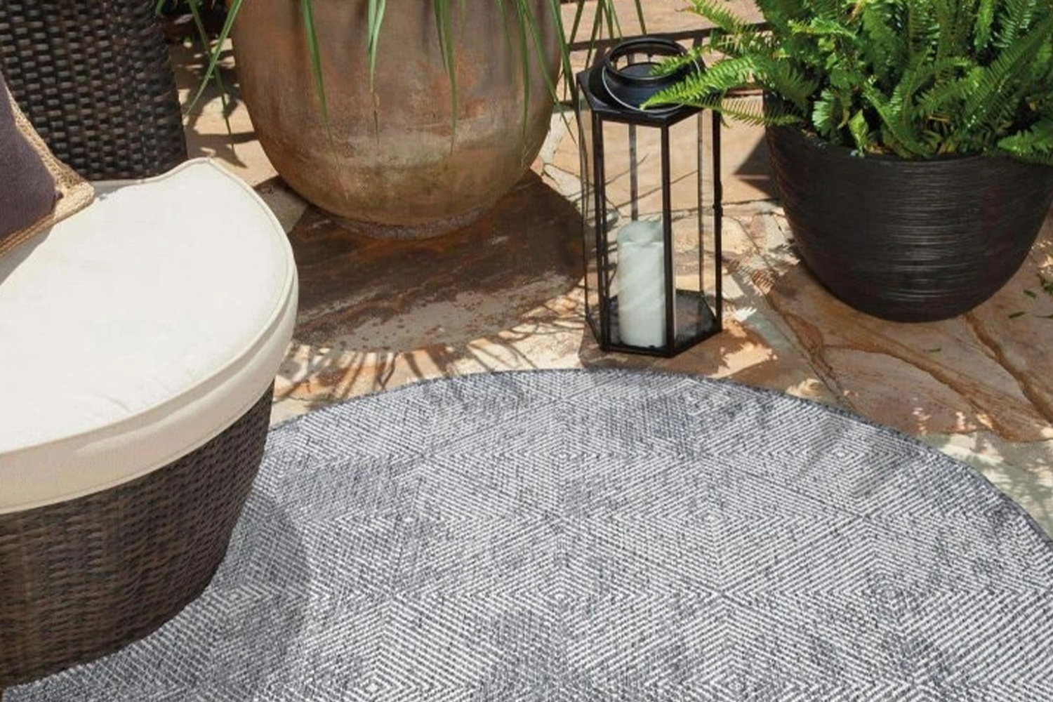 Čím sa líšia koberce na terasu od klasických kobercov?