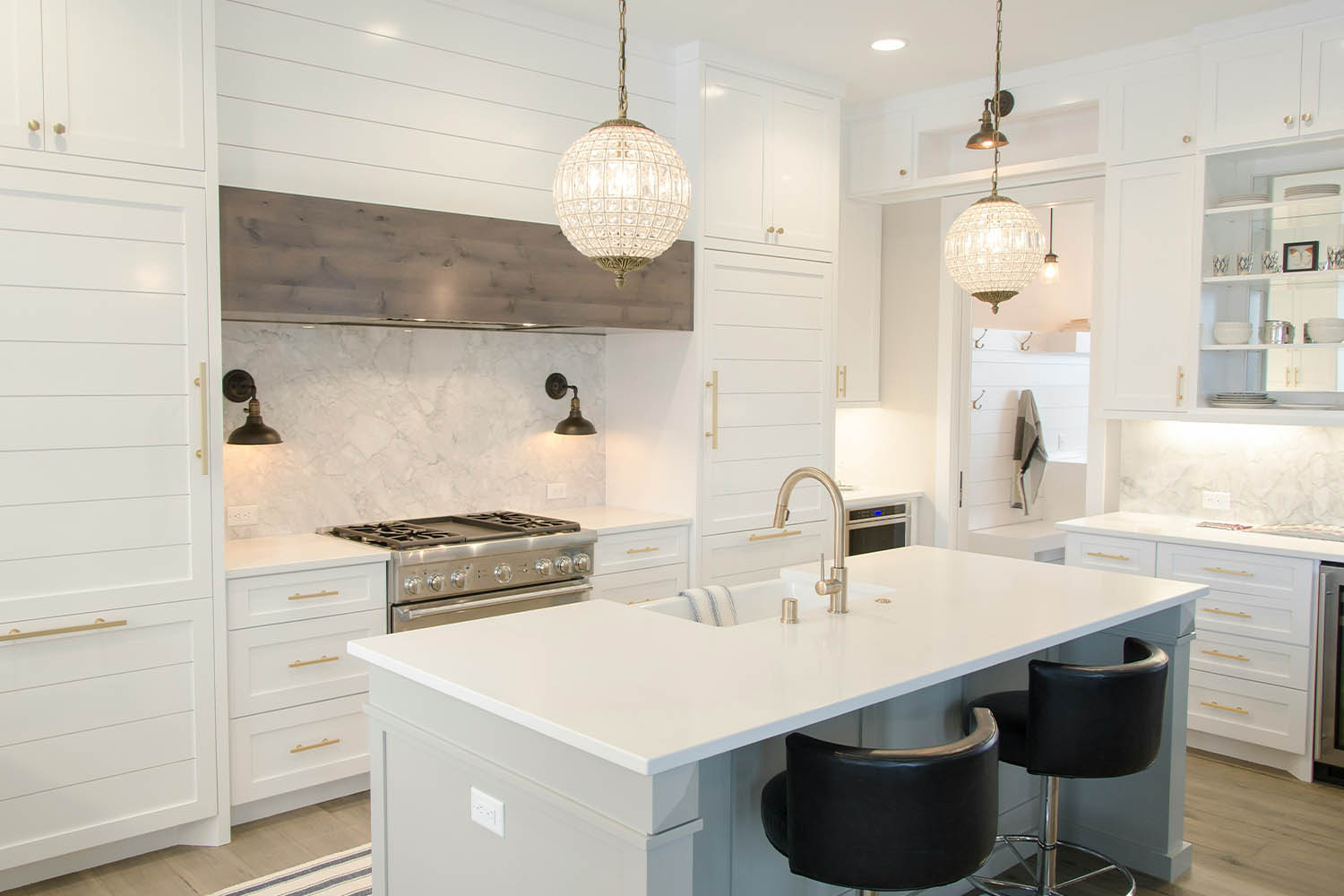 Koberce do kuchyne: Ako si vybrať a akú funkciu spĺňajú v kuchyni?