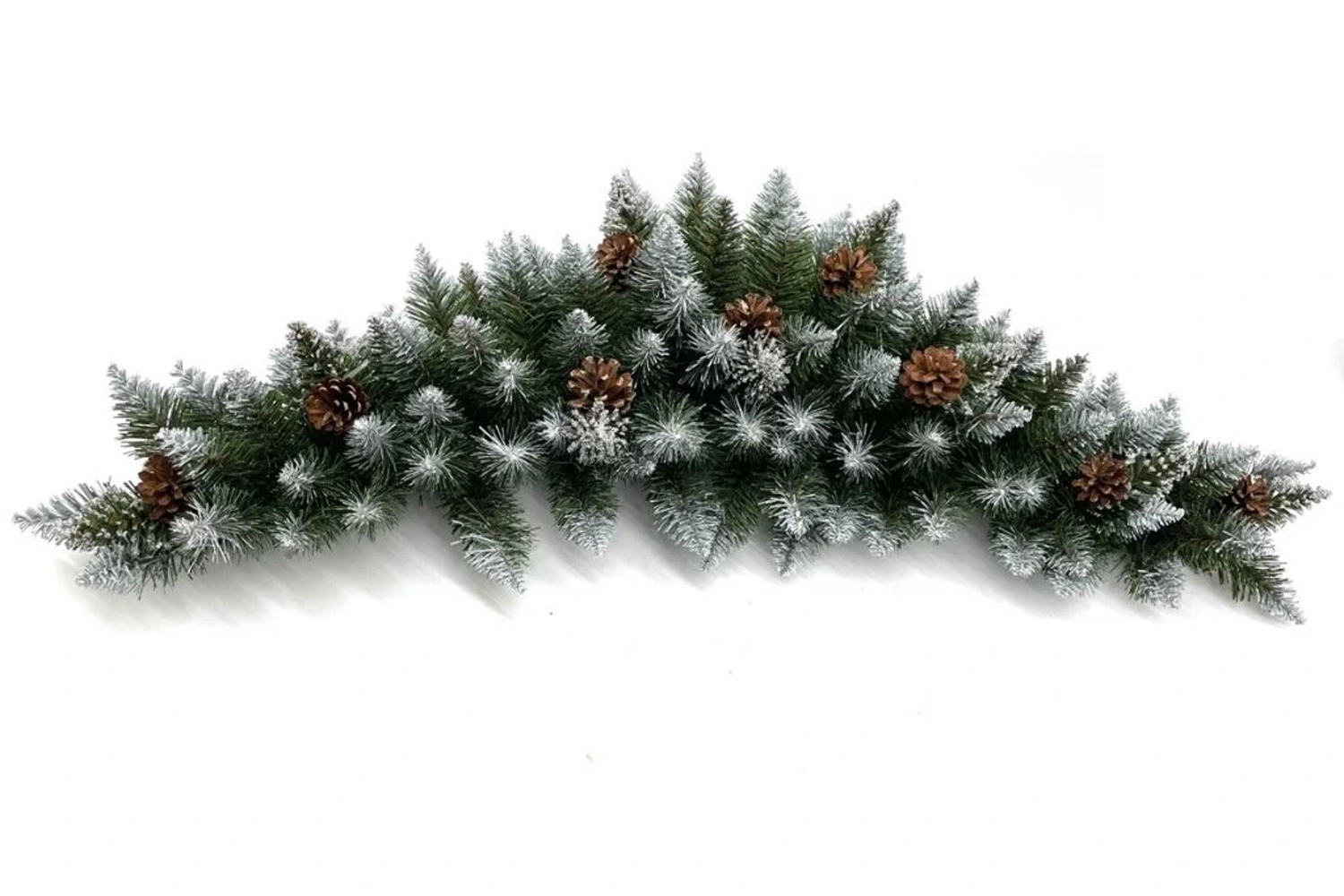 Nezabudnite na vianočné girlandy, ktoré nesmú k Vianociam chýbať.