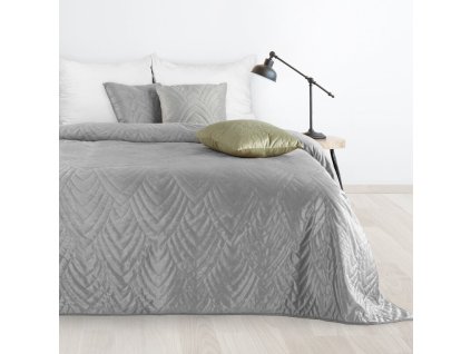 Zamatový prehoz na posteľ LUIZ 6 v striebornej farbe