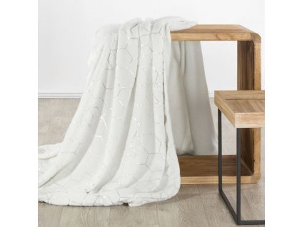 Luxusná krémová deka z lesklým vzorom   K61-A