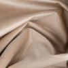 Luxusný zamatový záves so strapcami v béžovej farbe