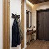 Drevený nástenný vešiak HOME – čierny 4