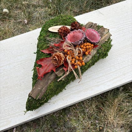 Mechové srdce na hrob - kód: HR 22