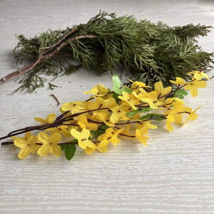 Umělý zlatý déšť