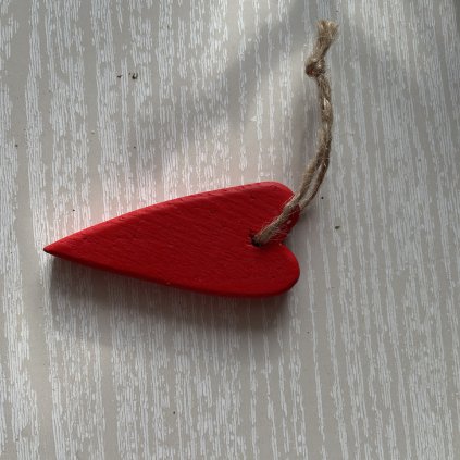 Dřevěné srdíčko 7x3cm / 1ks - červené