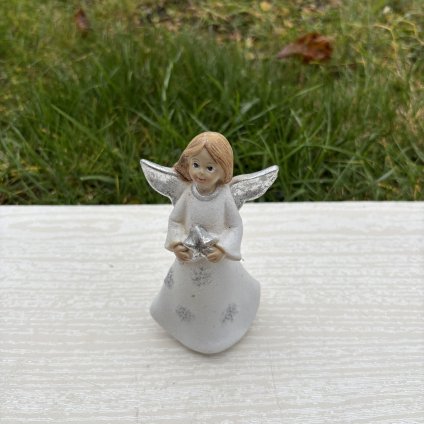 Dekorační andílek se stříbrnou hvězdičkou kód: UPX112