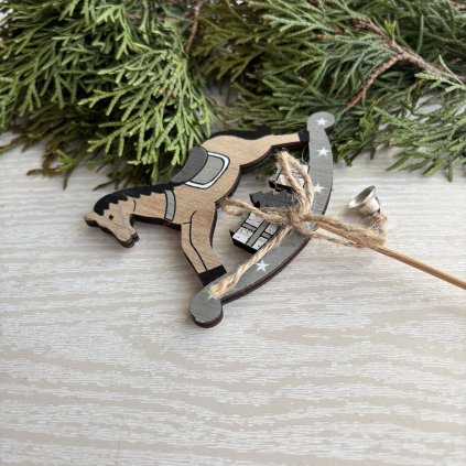 Koník zápich šedý