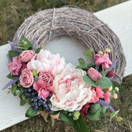 Věnec s Pivoňkou - kód: LET 4