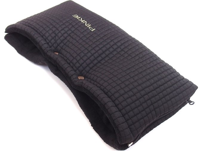 rukávník Little Square Black 3312