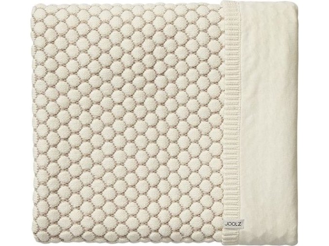  (Barva Off-white)