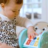 BABY EINSTEIN BABY EINSTEIN Hračka hudební interaktivní Chase & Tap Earl™ 6m+