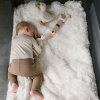 BABYONO BABYONO Hračka pískací s kousátkem Houska Zoe 3m+