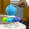 BABY EINSTEIN BABY EINSTEIN Hračka senzorická chobotnice s přísavkou Opus's Spin & Sea™ 3m+