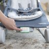 INGENUITY INGENUITY Lehátko masážní vibrující s melodií Happy Belly™ Rock-to-Bounce - Chambray 0m+ do 9kg
