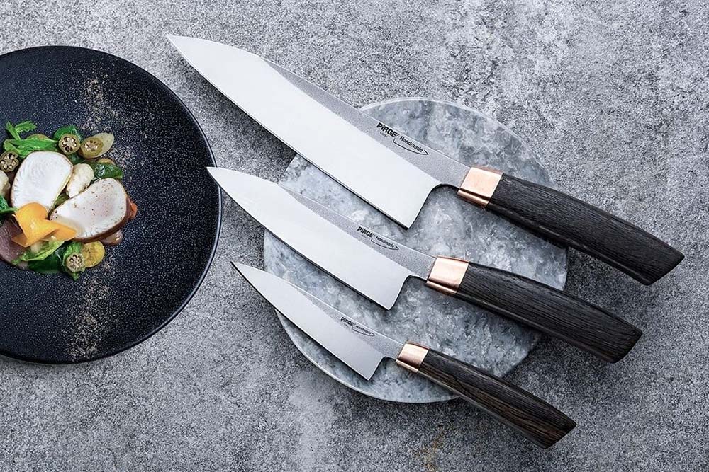 Precision craftsmanship: handmade Pirge knives will transform your kitchen experience.