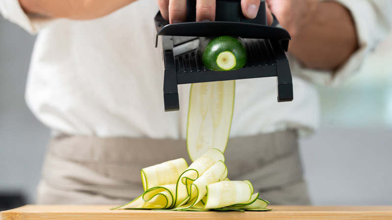 Profi mandol&iacute;na na zeleninu SUNCRAFT Japan AMS-01-T2