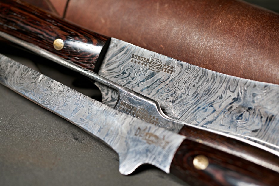 Dellinger BBQ - sada s vidlí v kožené brašně Dellinger BBQ - sada s vidlí v kožené brašně